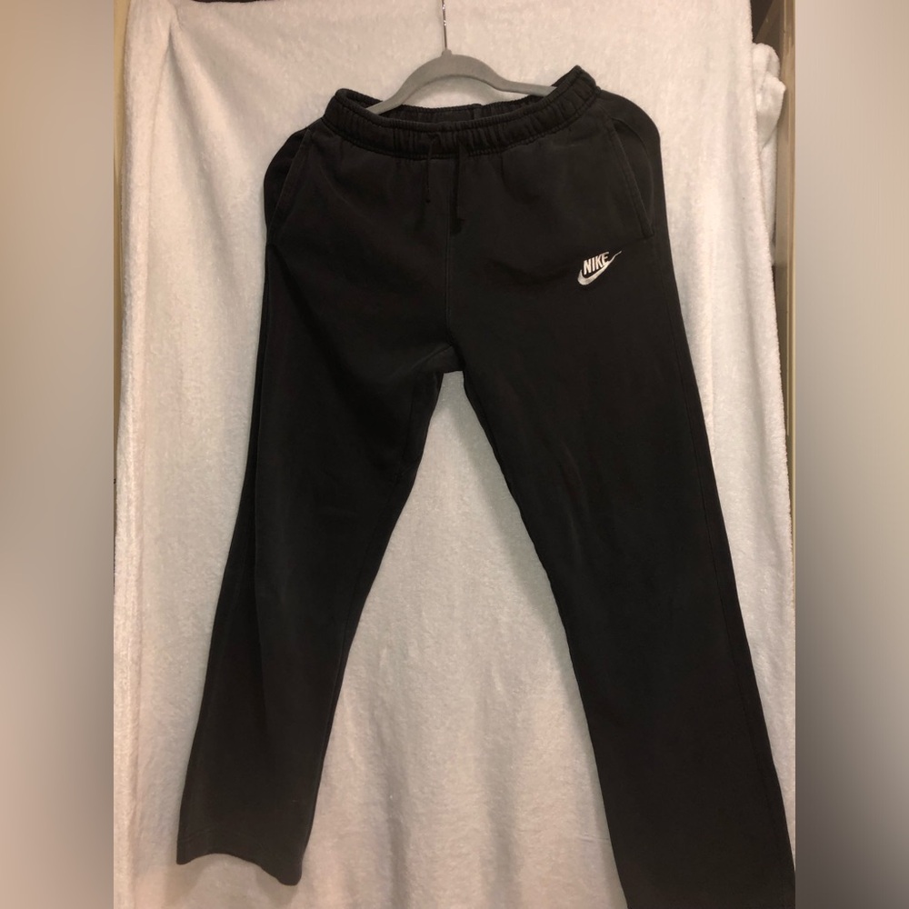 Kids XL Nike Sweats✔️